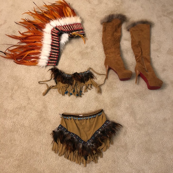 Sexy Indian Halloween costume with hat and boots - Picture 6 of 6